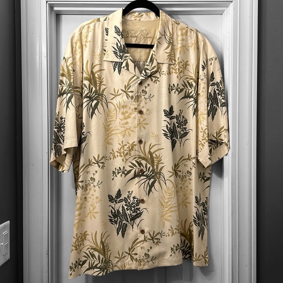 Tommy Bahama Tropical Fronds Short Sleeve Shirt - Picture 1 of 7